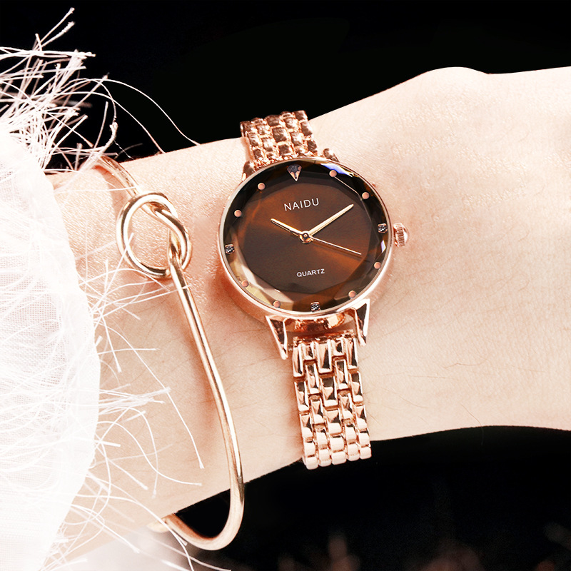 Women Watches Top Brand Luxury - огляд і ціна Luxury Watch Top 10